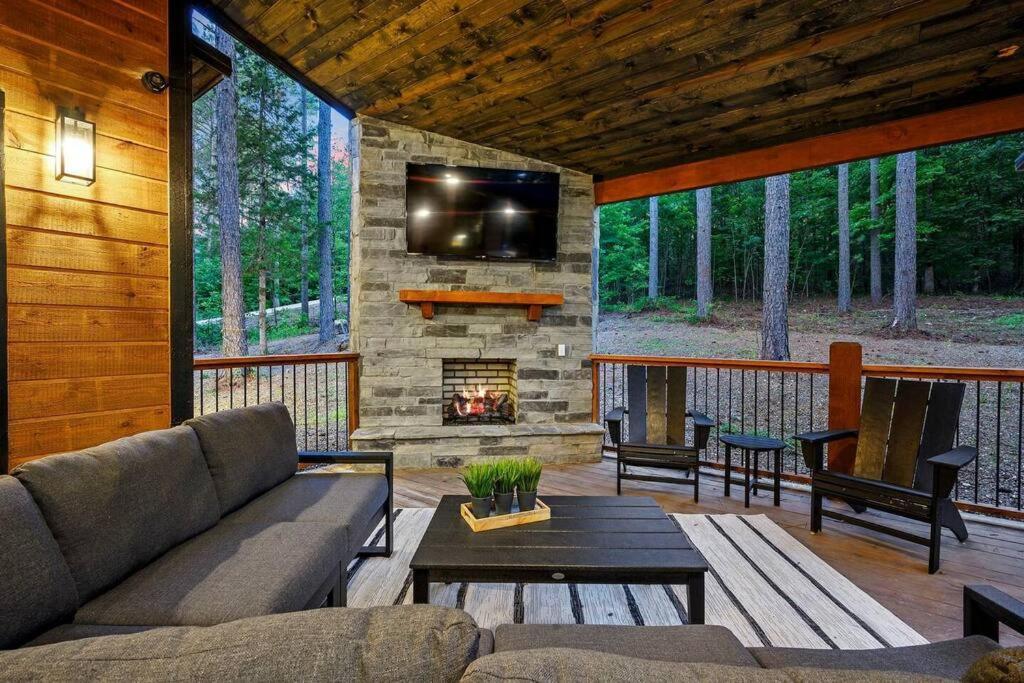 Ember Skye Cabin - 2 Bdr & Bunk Nook/2.5 Bath Broken Bow Extérieur photo
