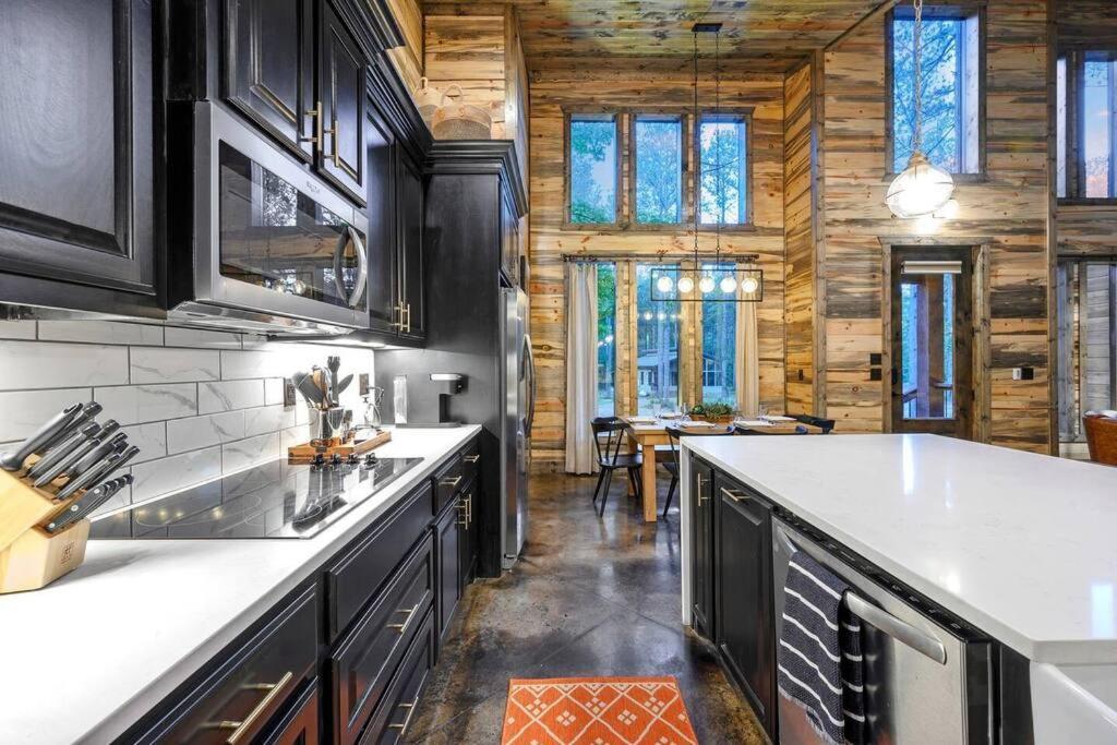Ember Skye Cabin - 2 Bdr & Bunk Nook/2.5 Bath Broken Bow Extérieur photo