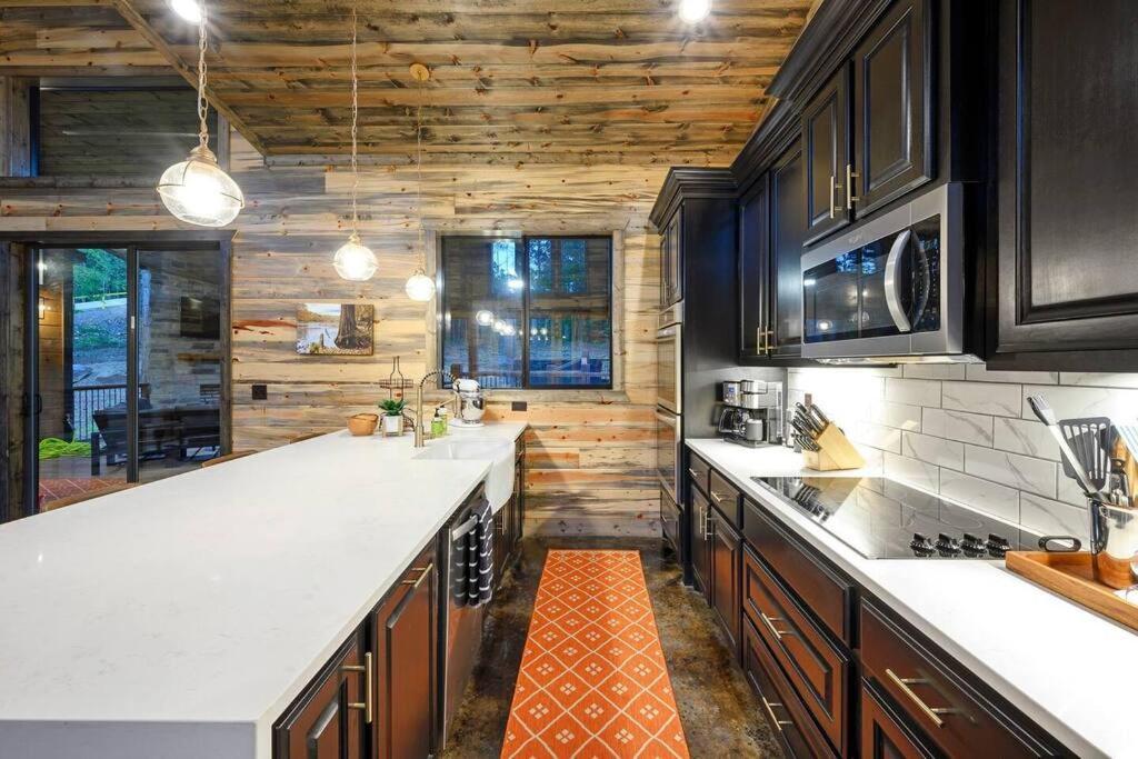 Ember Skye Cabin - 2 Bdr & Bunk Nook/2.5 Bath Broken Bow Extérieur photo