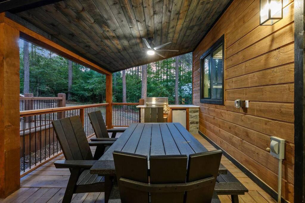 Ember Skye Cabin - 2 Bdr & Bunk Nook/2.5 Bath Broken Bow Extérieur photo